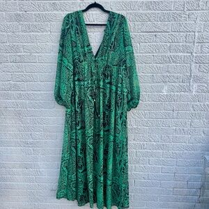 Aakaa Green Black Boho Paisley Maxi Dress L Long Sleeve Plunge Neck Tiered Skirt